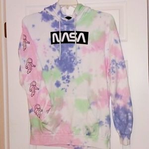 NASA sweatshirt Hoodie Size M Astronauts tye dye. Graphics both sides & arms NWT